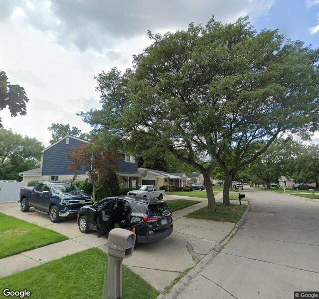 25072 Pamela St, Taylor, MI 48180-4522