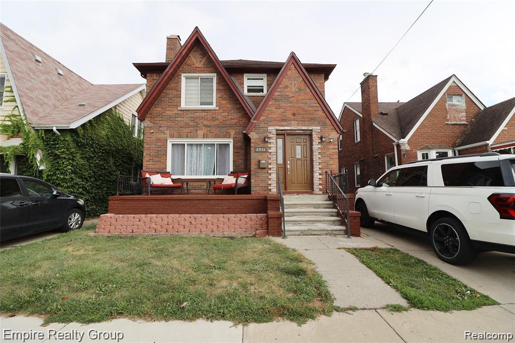 6932 Mead St., Dearborn, MI 48126-1785