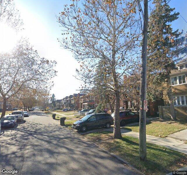 5029 Whitfield St, Detroit, MI 48204-2134