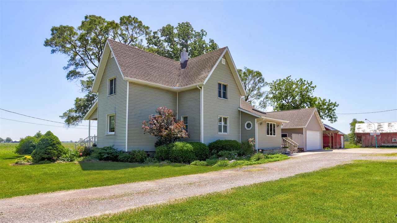 130 Amelith Rd, Freeland, MI 48623