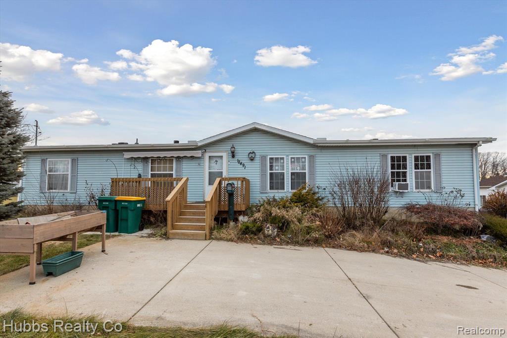 12491 W Washington Ave, Mount Morris, MI 48458
