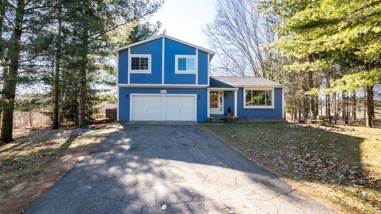 4657 Arbor Trl, Holland, MI 49423-8901