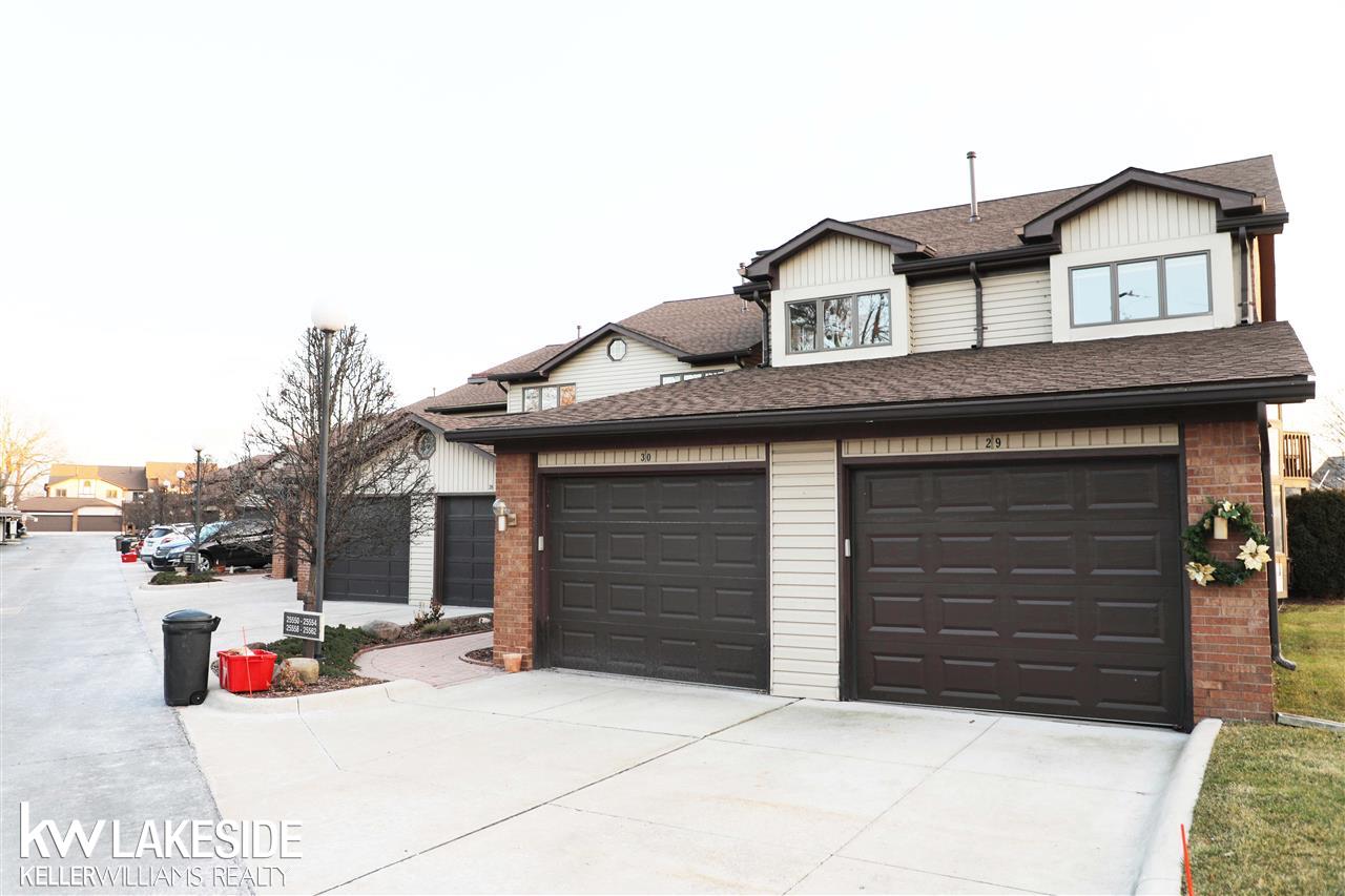 570 Island View Dr, Alpena, MI 49707-1312