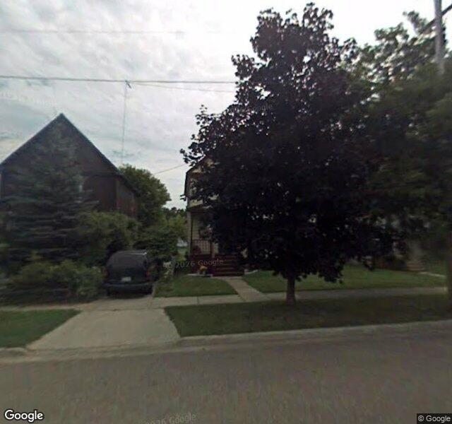 917 Swinton St, Sault Sainte Marie, MI 49783-3343