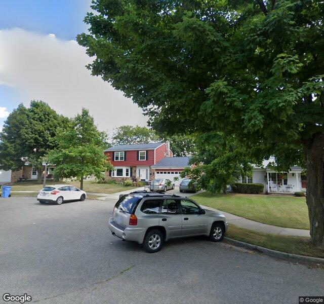 1532 N Magnolia Ave, Lansing, MI 48912