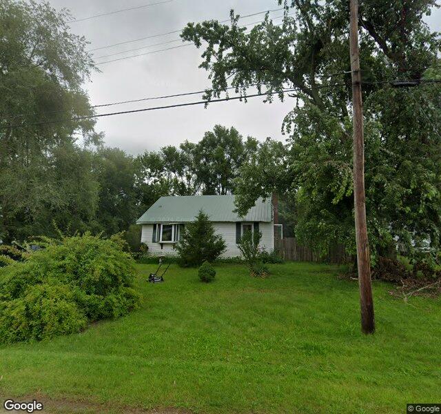 237s Rosewood St, Jackson, MI 49201