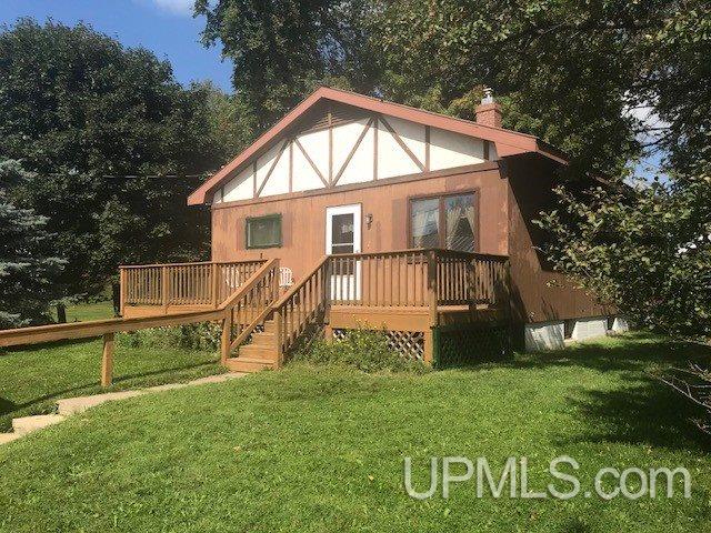 330 DIAMOND AVENUE SE, Grand Rapids, MI 49506-1547