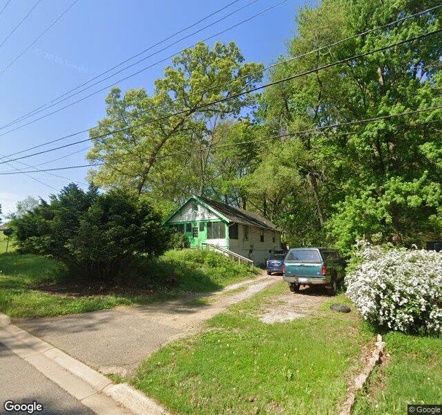 314 30th St N, Springfield, MI 49037