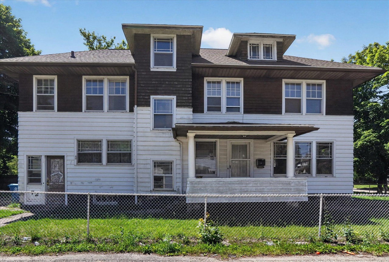 72 Fremont St, Battle Creek, MI 49017-3814