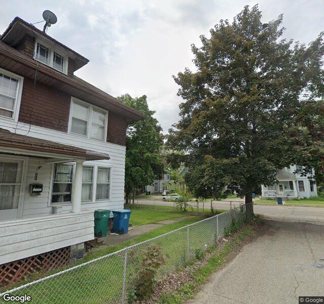 72 Fremont St, Battle Creek, MI 49017-3814