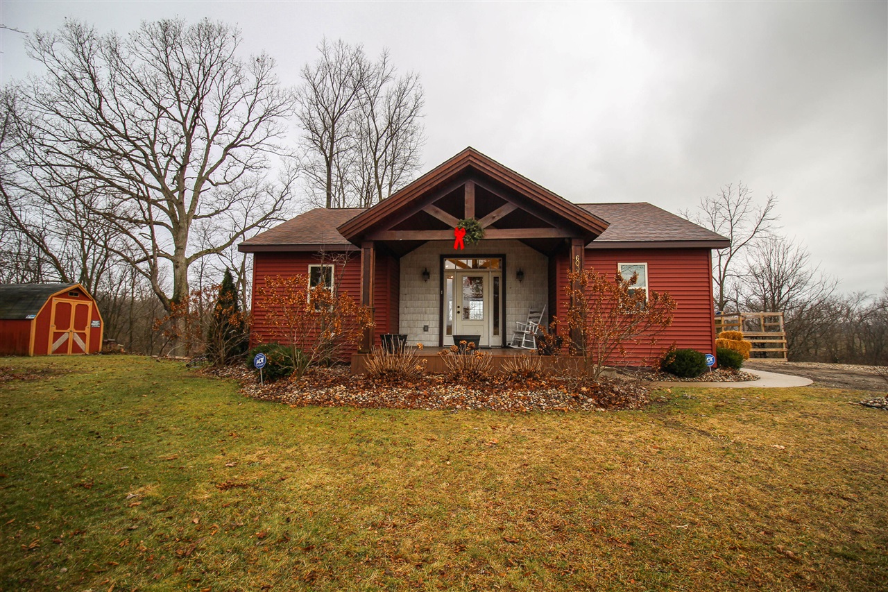 60312 N Main St, Vandalia, MI 49095-9505