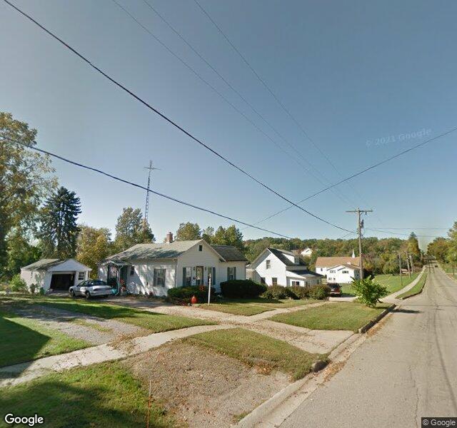 215 W. State Street, Cassopolis, MI 49031-1354