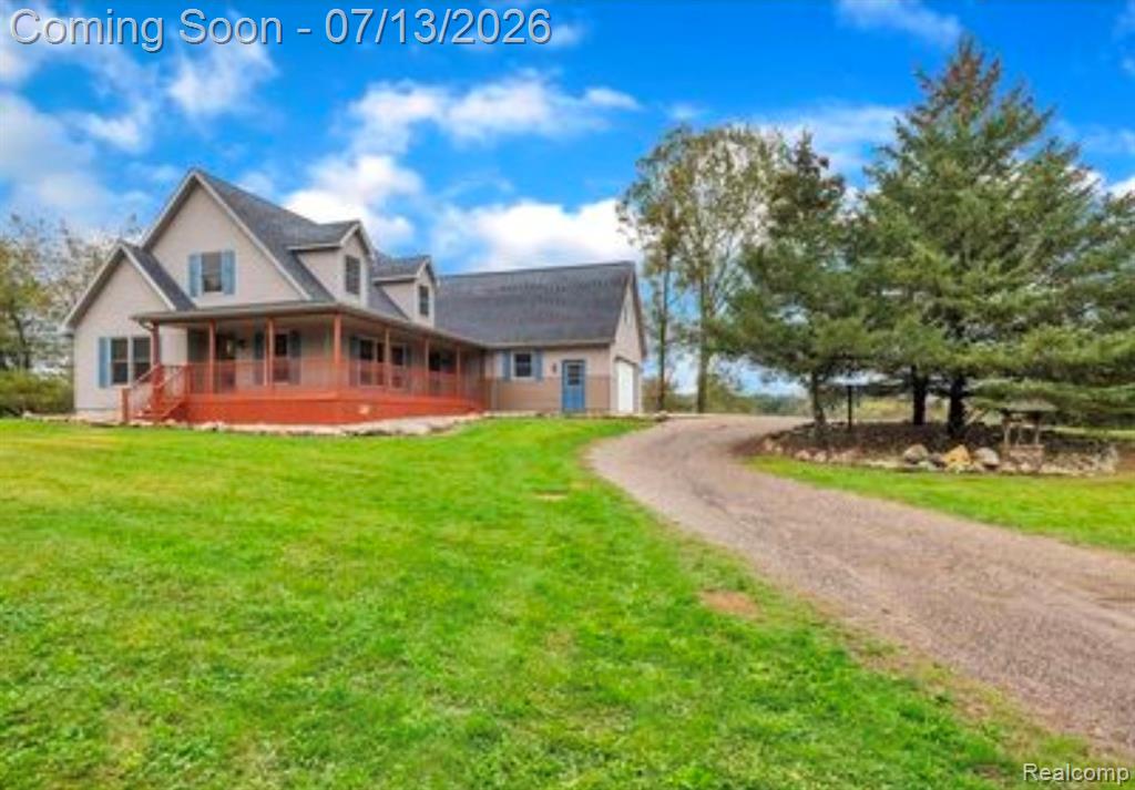 12601 Angle Rd, Bath, MI 48808-8498
