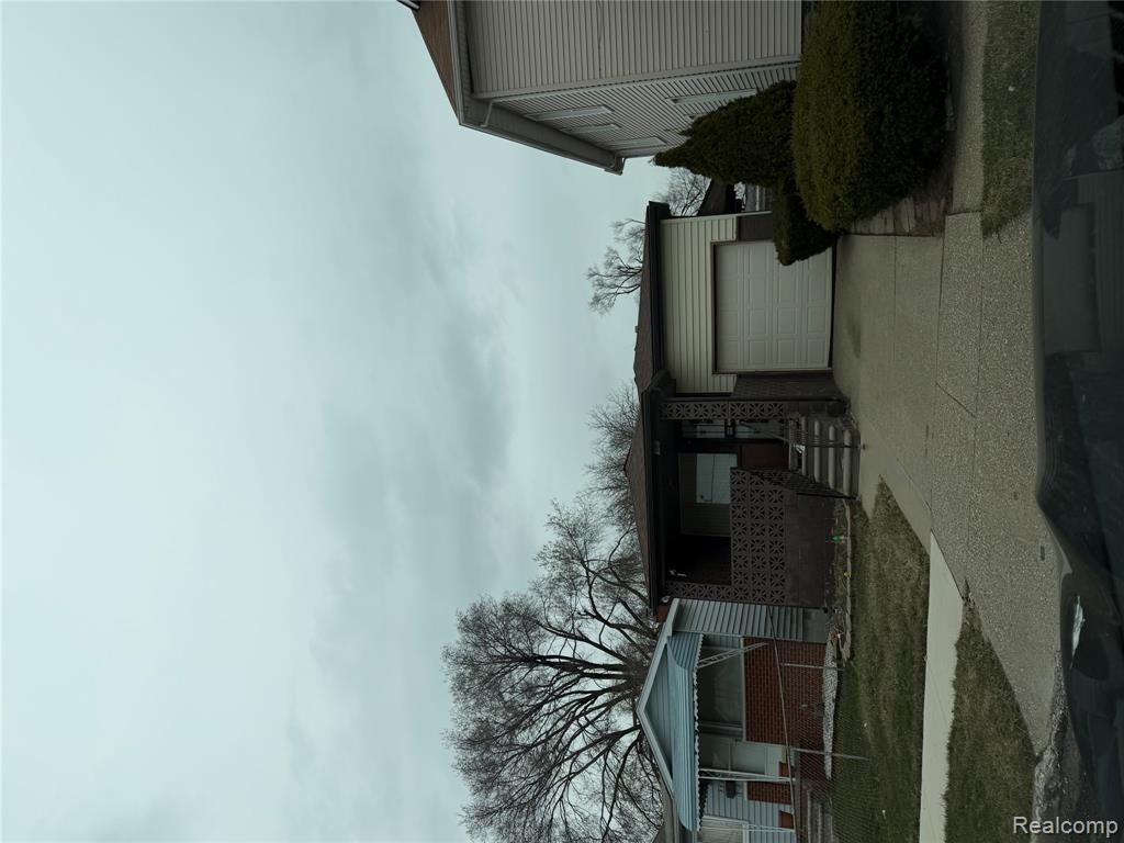346 LABADIE ST., ECORSE, MI 48229-1164