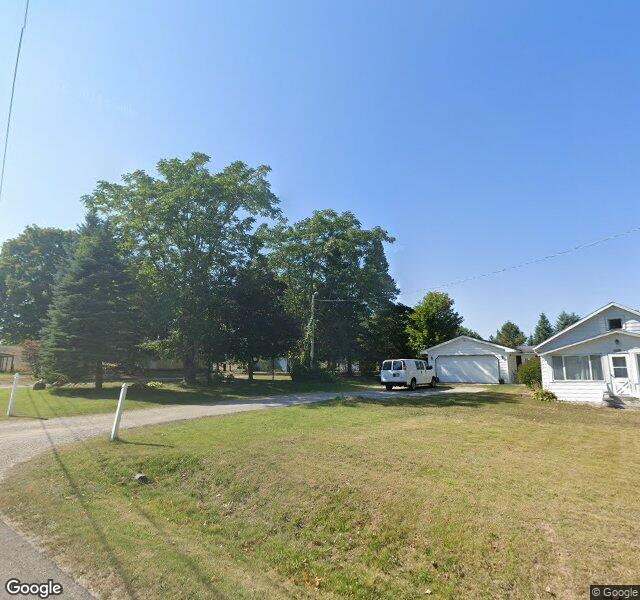 1232 N Fletcher Rd, Petoskey, MI 49770-9614