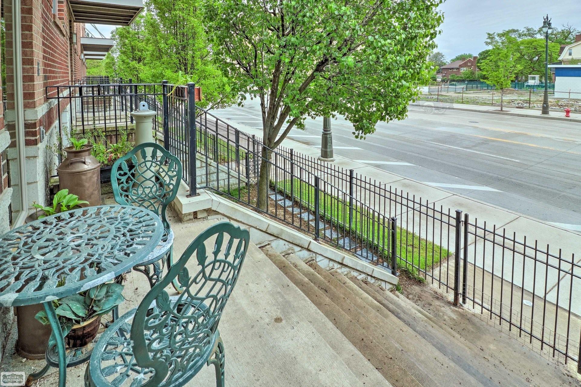 7721 Woodward Ave #63, Detroit, MI 48202-2819