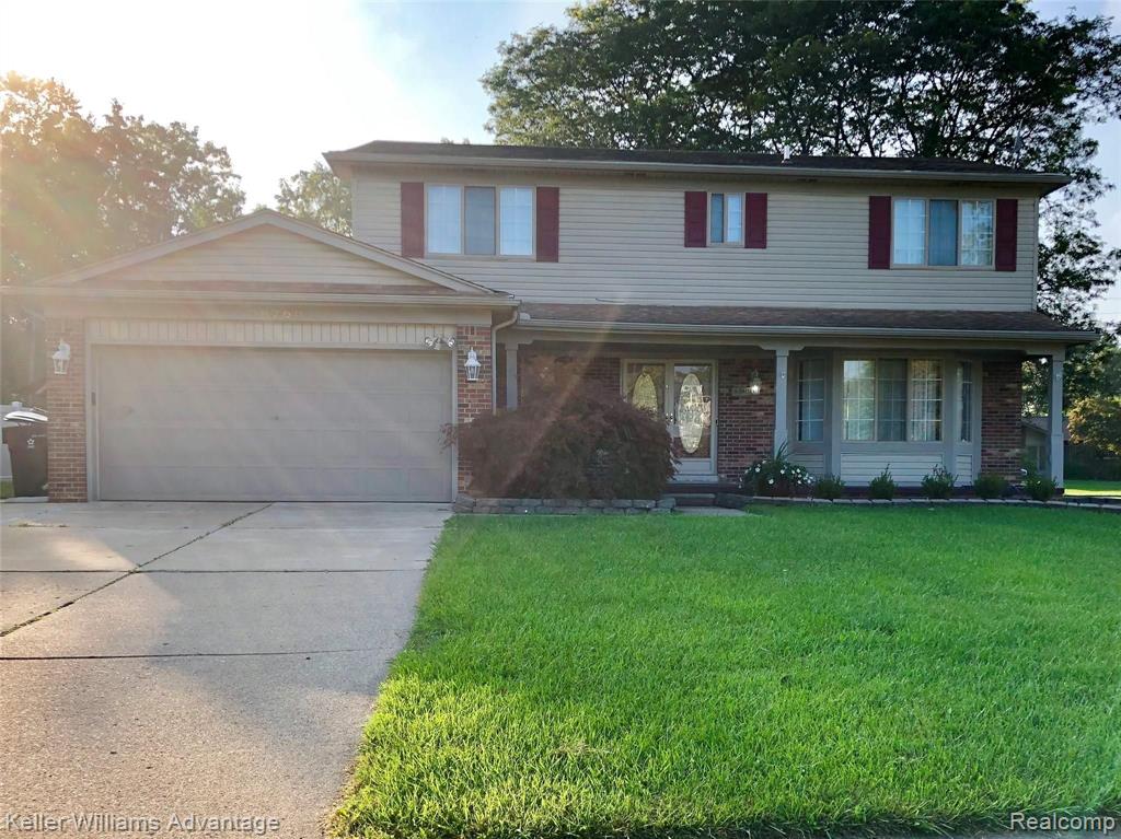 38260 Laurenwood St, Wayne, MI 48184-1032