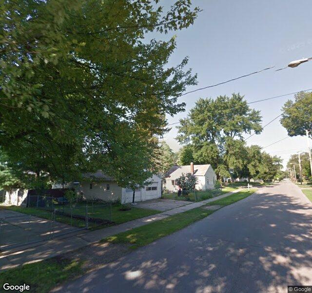 1325 Downey St, Lansing, MI 48906-2814