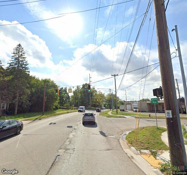 1014 Lake Lansing Rd, Lansing, MI 48906-4212