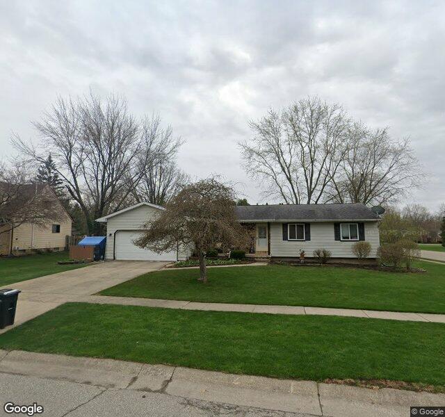 1500 Diane Dr, Flushing, MI 48433