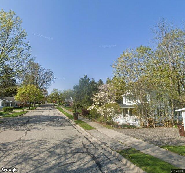 407 Kearney St, Portland, MI 48875-1553