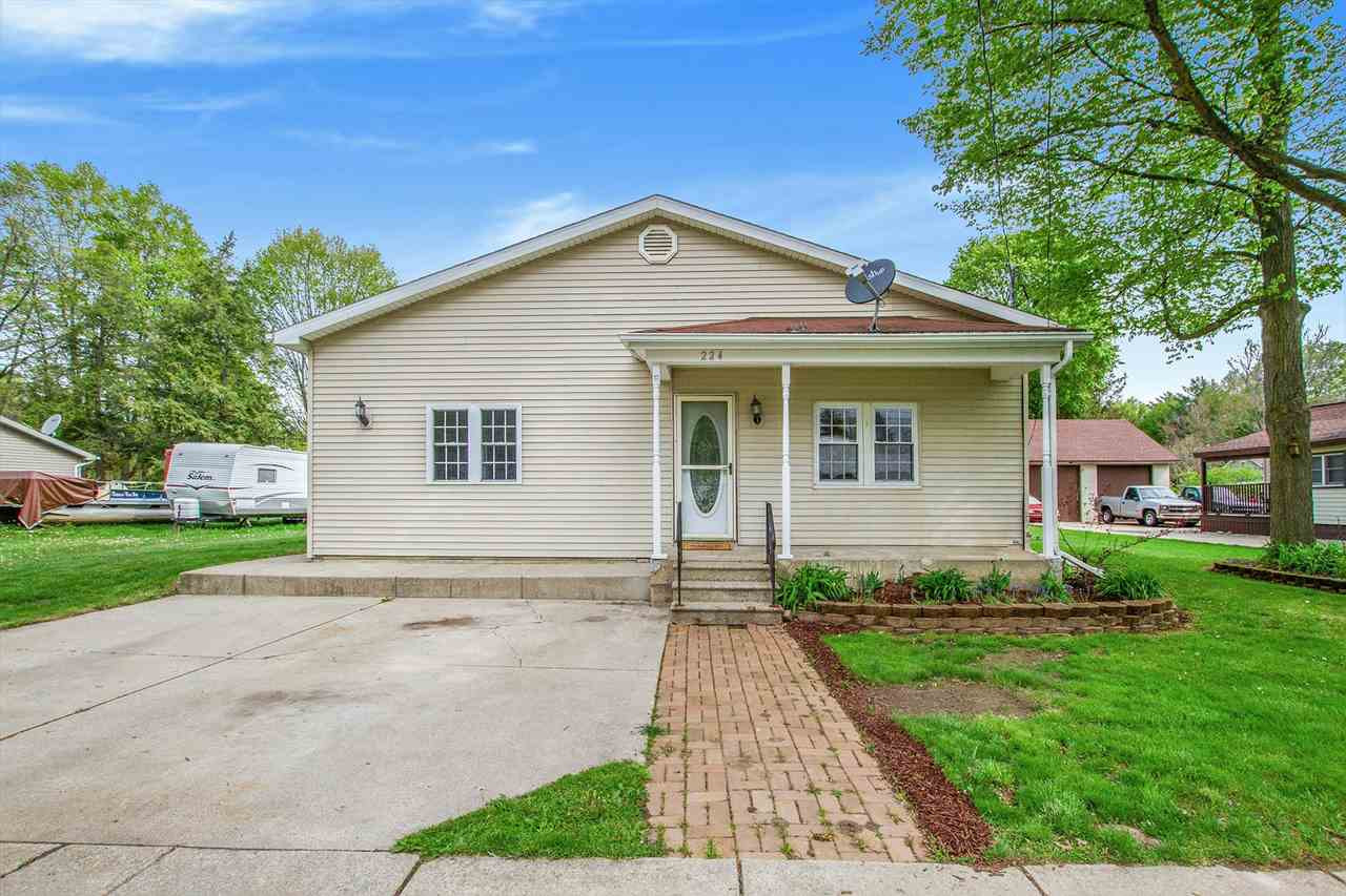 224 E Allen St, Hanover, MI 49241-8602