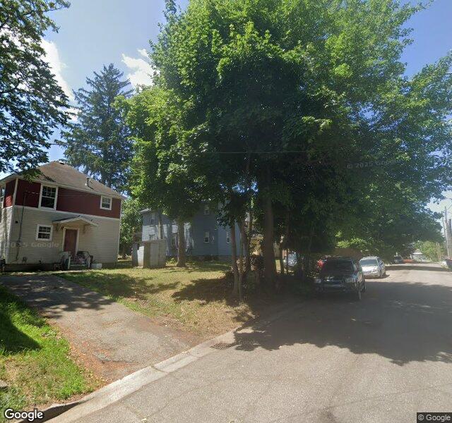 423 Breens Ct SW, Grand Rapids, MI 49503-4901