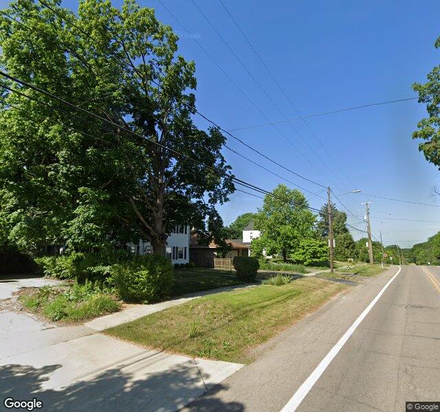 528 3 Mile Rd NE, Grand Rapids, MI 49505-3345