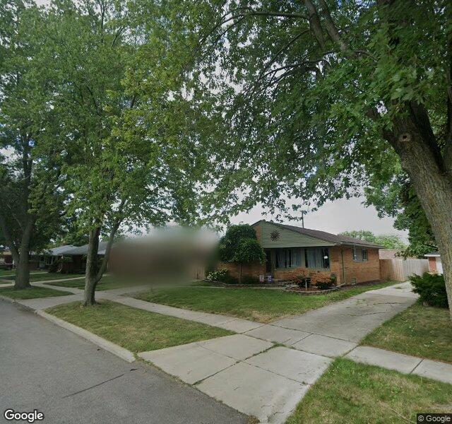 24608 Wood St, Saint Clair Shores, MI 48080-4404