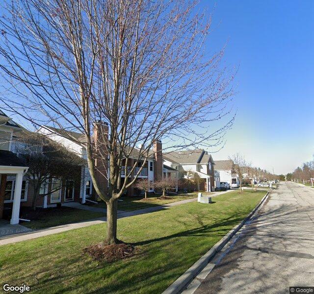 16916 Glenmoor Blvd., Macomb, MI 48044-5215