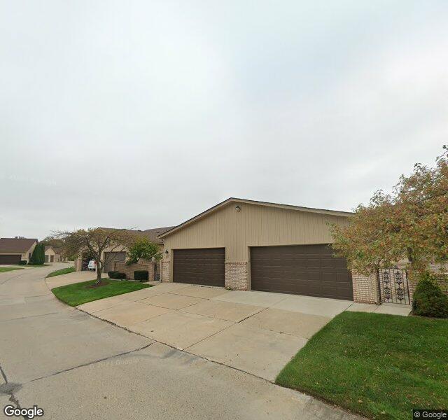 29454 Scarborough Dr Unit 7, Warren, MI 48088-5105