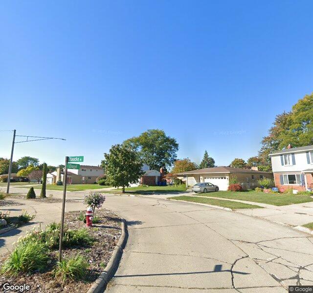 12009 Diegel Rd, Warren, MI 48093-3034
