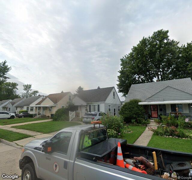 26078 Pattow St, Roseville, MI 48066-3513