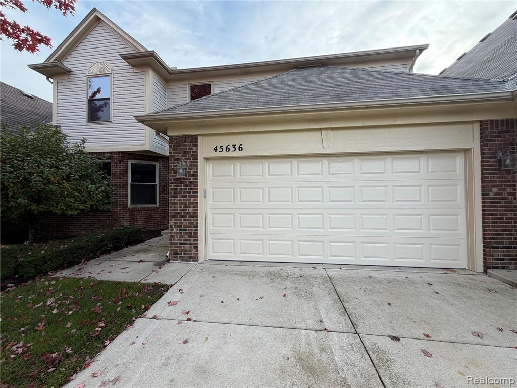 45636 Limerick Dr # 94, Macomb, MI 48044-6334