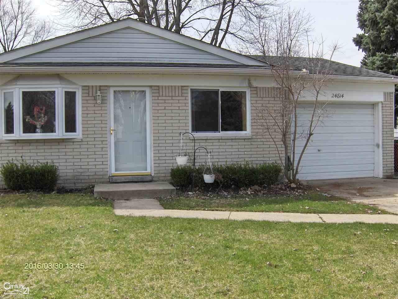 24814 Trombley St, Harrison Twp., MI 48045-3379