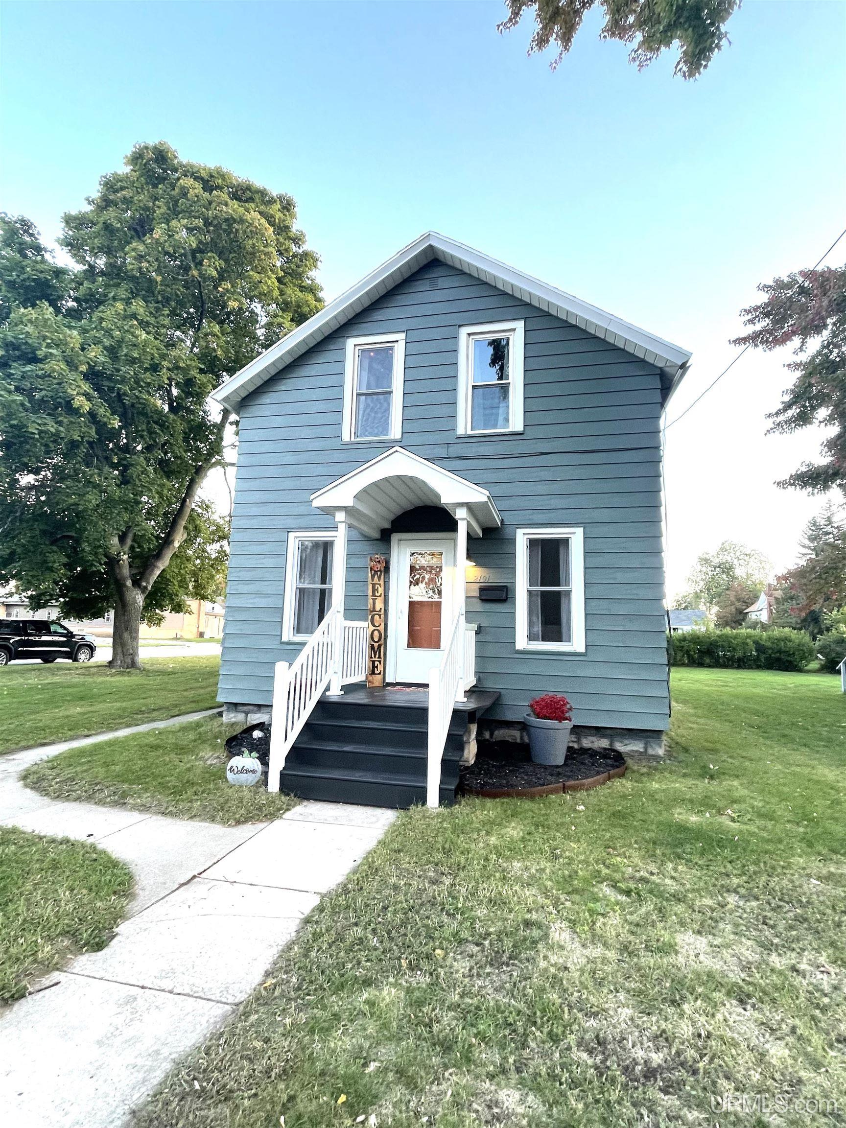 2101 12th Ave, Menominee, MI 49858-2409
