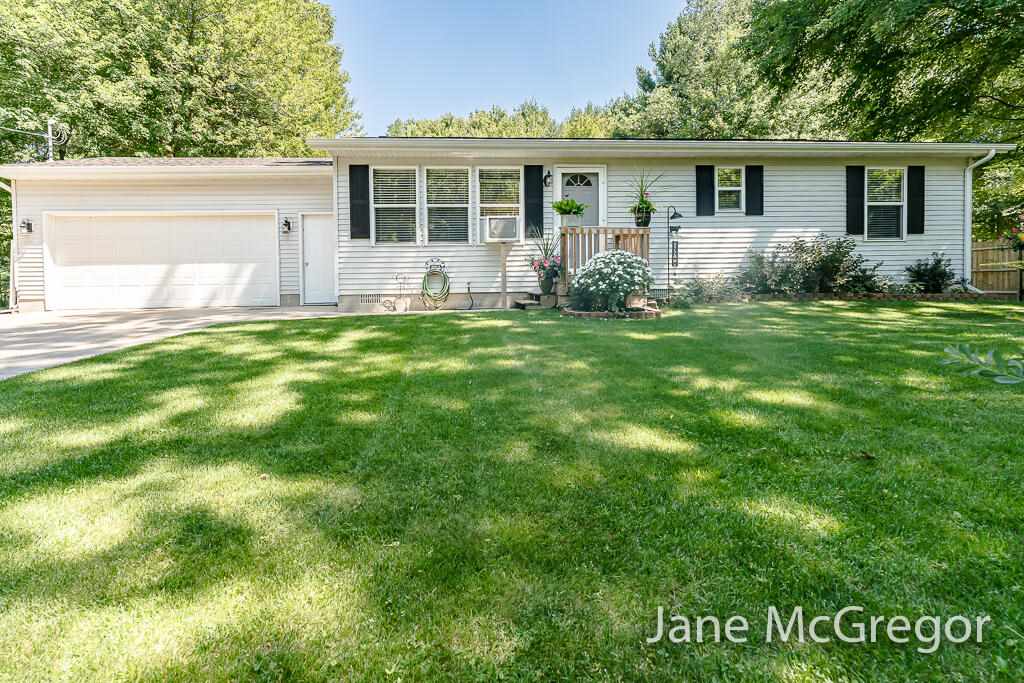 3930 Automobile Rd, Muskegon, MI 49445-9353