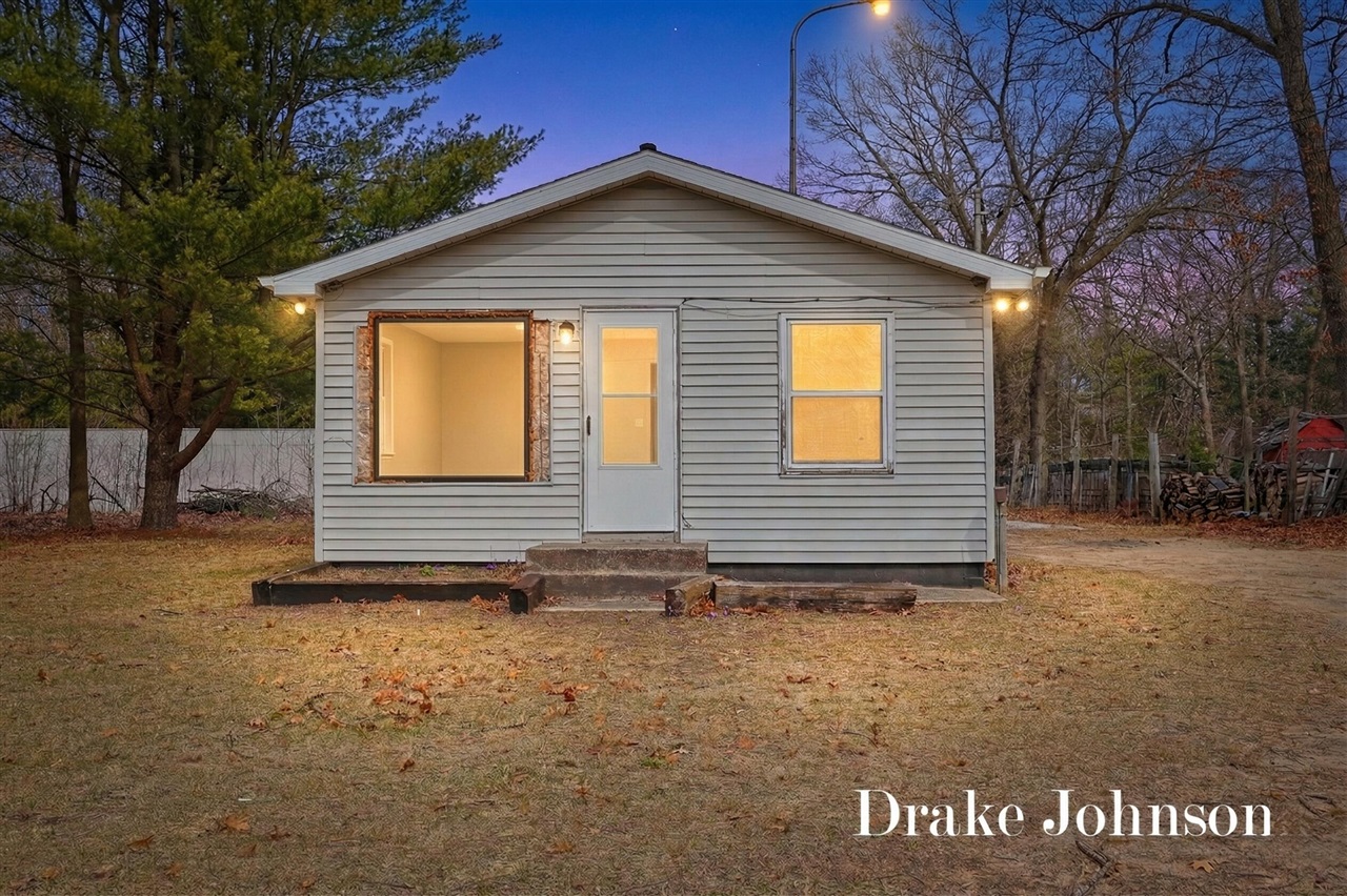 6660E APPLE AVE, Muskegon, MI 49442-4943