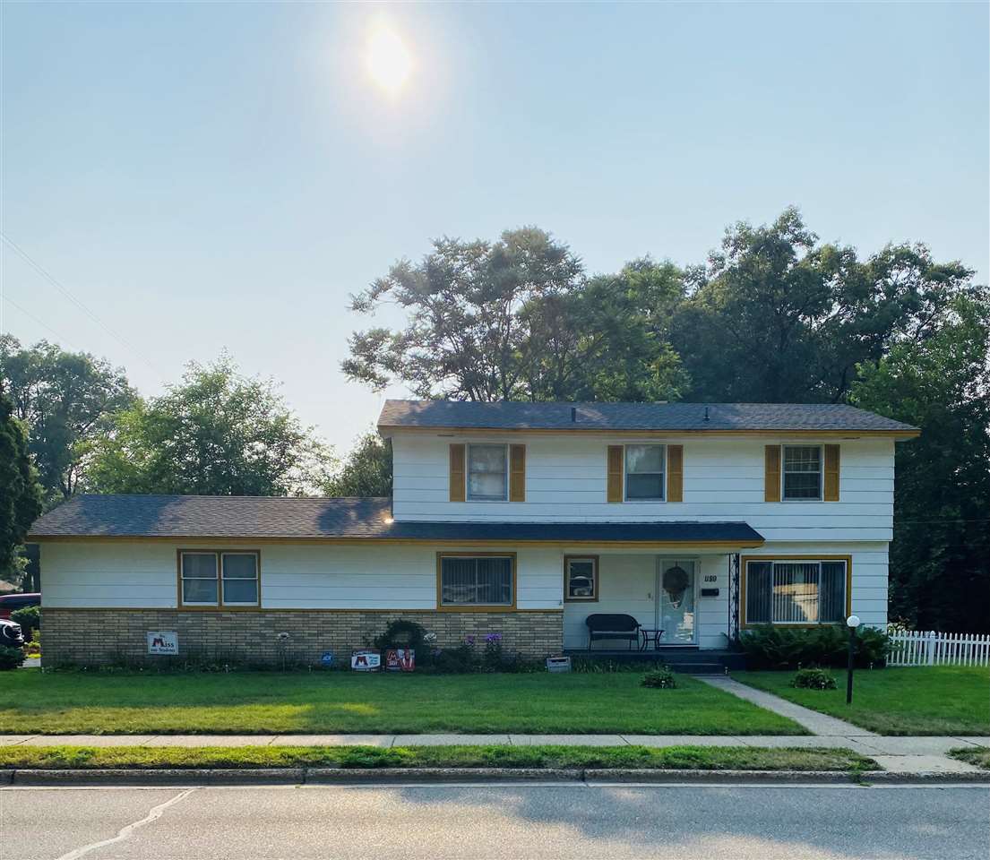 1189 Creston St, Muskegon, MI 49442-4159