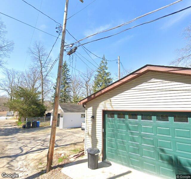 16431 Hilltop Dr, Linden, MI 48451-8723