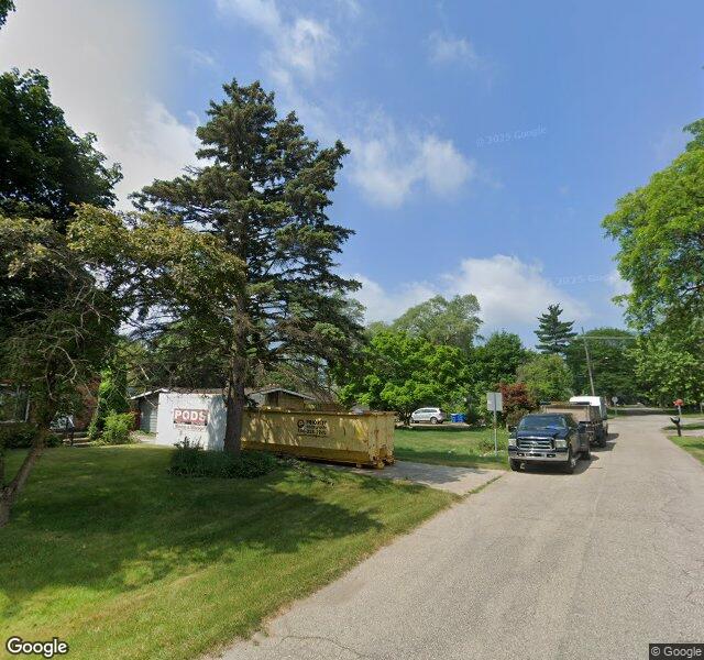 5947 Southward Ave, Waterford, MI 48329-1580