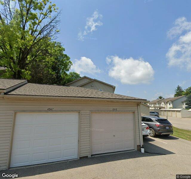 4918 Ashley Ln, Waterford, MI 48329-1703