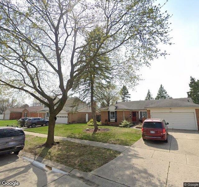 5032 Prentis Dr, Troy, MI 48085-3456