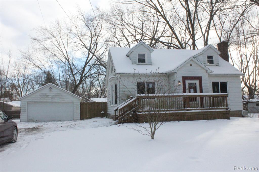 3239 W Sherman Ave, Flint, MI 48504-1446