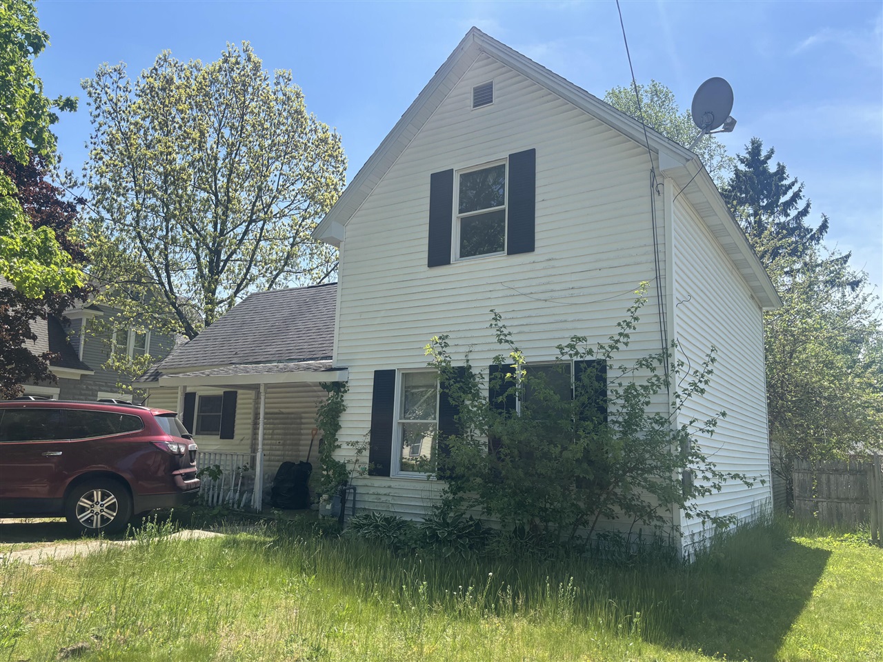 517 E Church St, Hart, MI 49420-1377