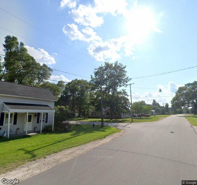 315 W Jefferson St, Evart, MI 49631-9514