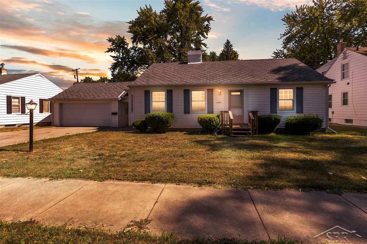 3350 Binscarth Ave, Saginaw, MI 48602-3203