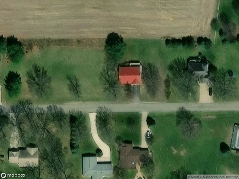 24592 Edgewood Dr, Sturgis, MI 49091-9330