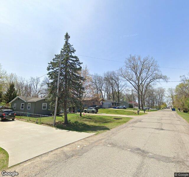 3075 Torrey Beach Dr, Fenton, MI 48430-1365