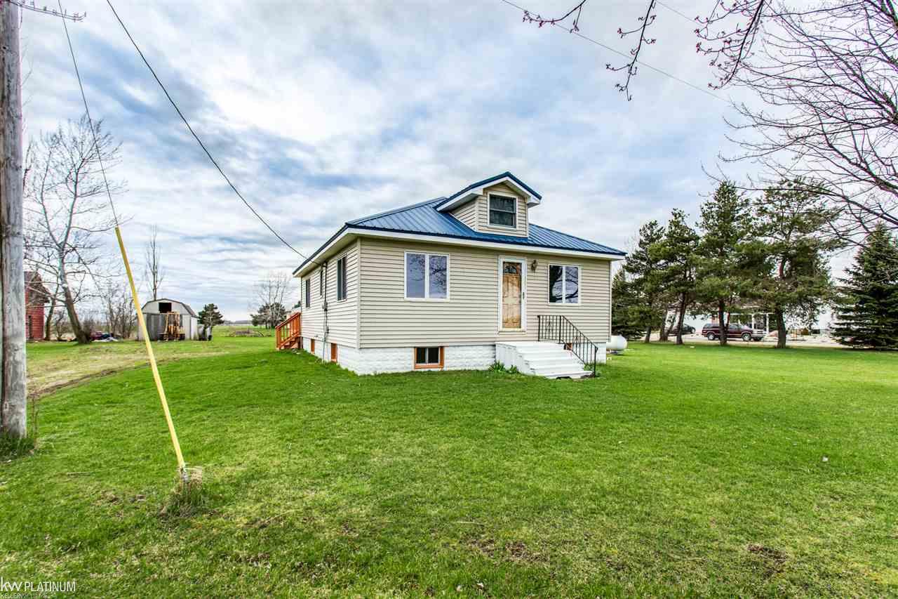 1280 Elmer Rd, Sandusky, MI 48471-9434